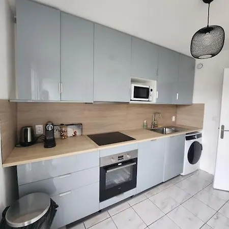 Apartment You To Belleville In ! Paris
